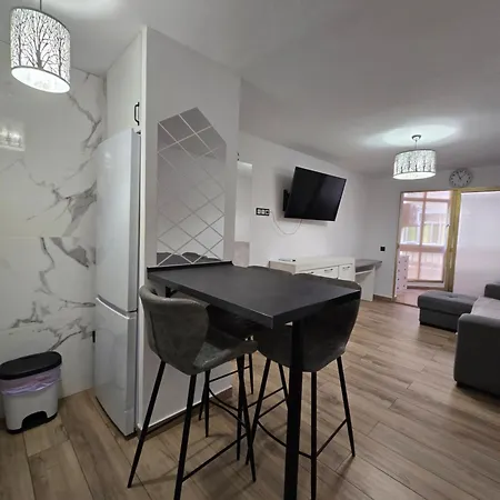 Apartament Coastal Ramon Galud *